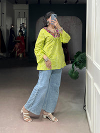 Top - Green